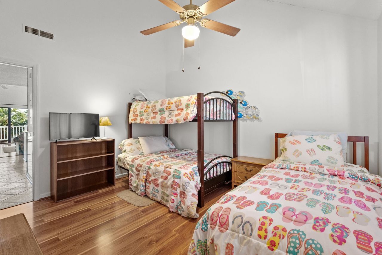 3700 Golf Colony Lane Photo 8