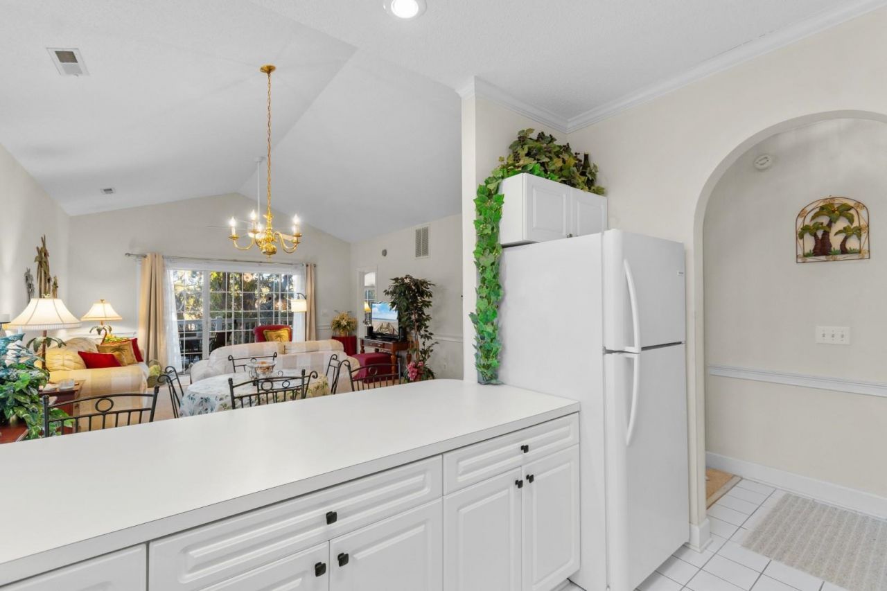 4191 Hibiscus Dr. Photo 11