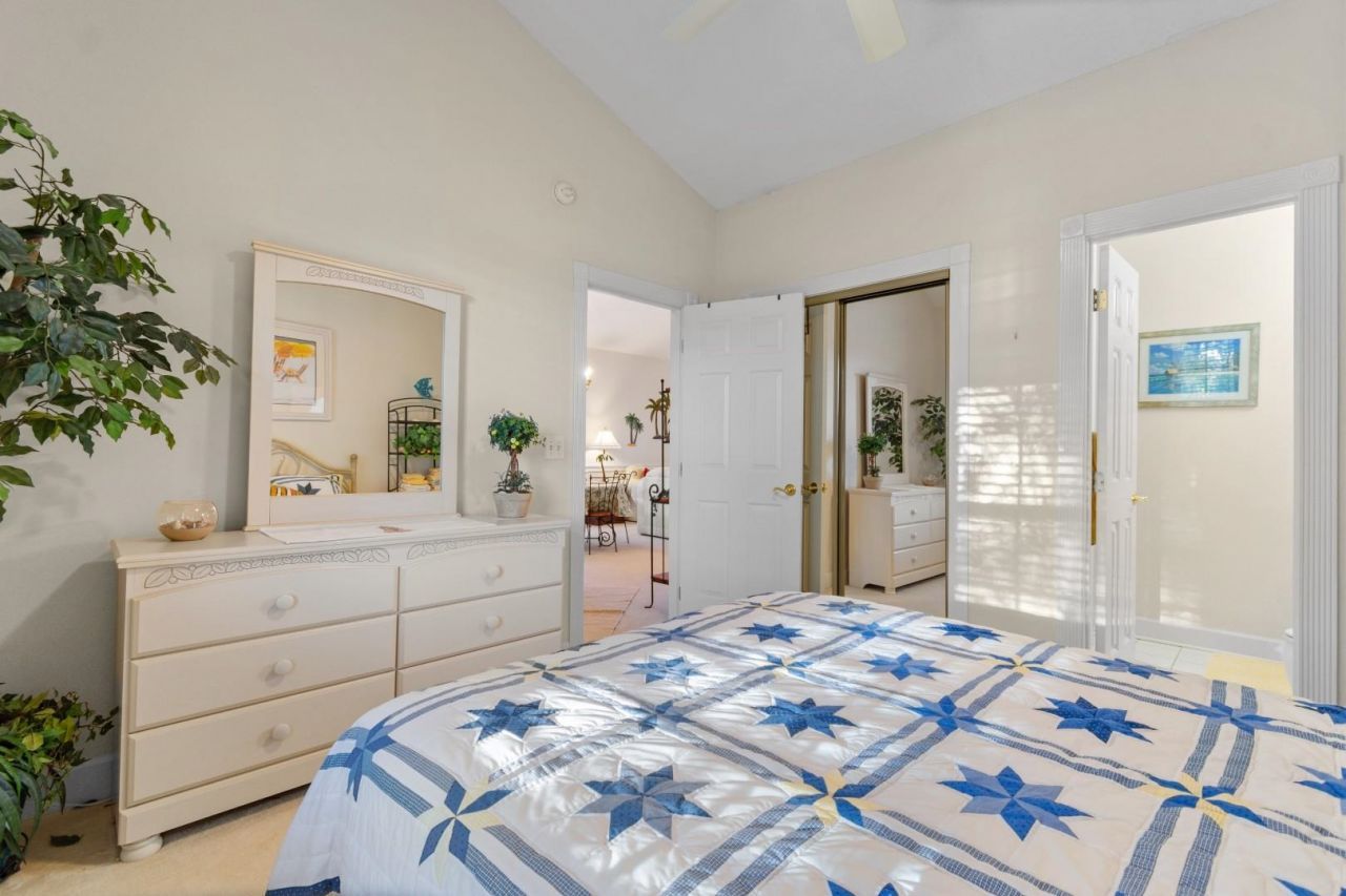 4191 Hibiscus Dr. Photo 25