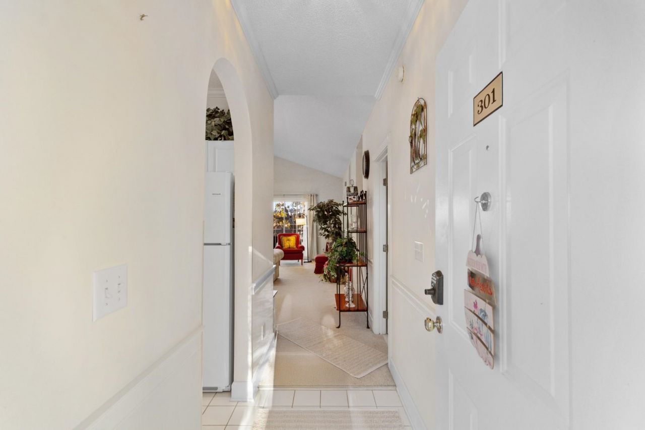 4191 Hibiscus Dr. Photo 4