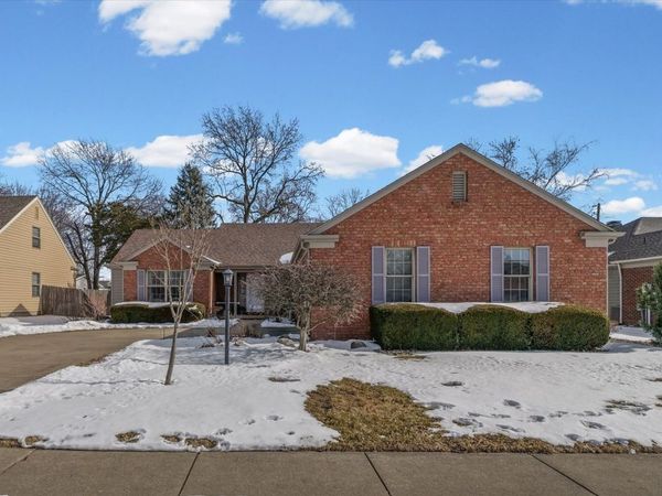 1722 Lakeside Drive, Champaign, IL 61821