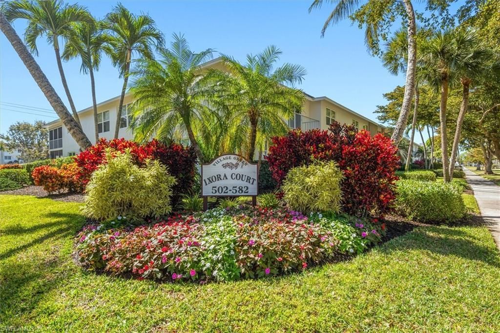 582 Broad Ave S, Unit 582, Naples, FL 34102 Photo