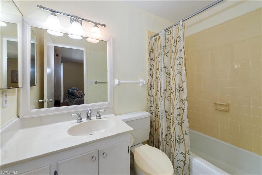 582 Broad Ave S, Unit 582, Naples, FL 34102 Photo