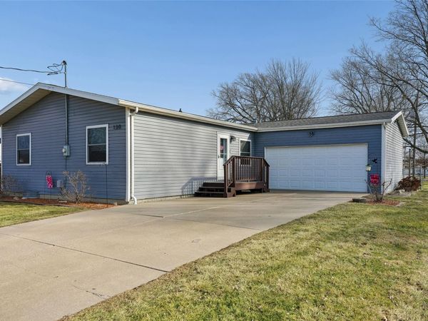 130 NW Elm Avenue, Earlham, IA 50072