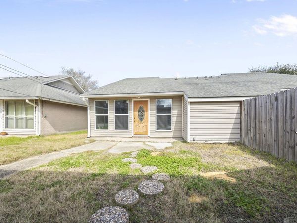 1919 Brightside Dr, Baton Rouge, LA 70820