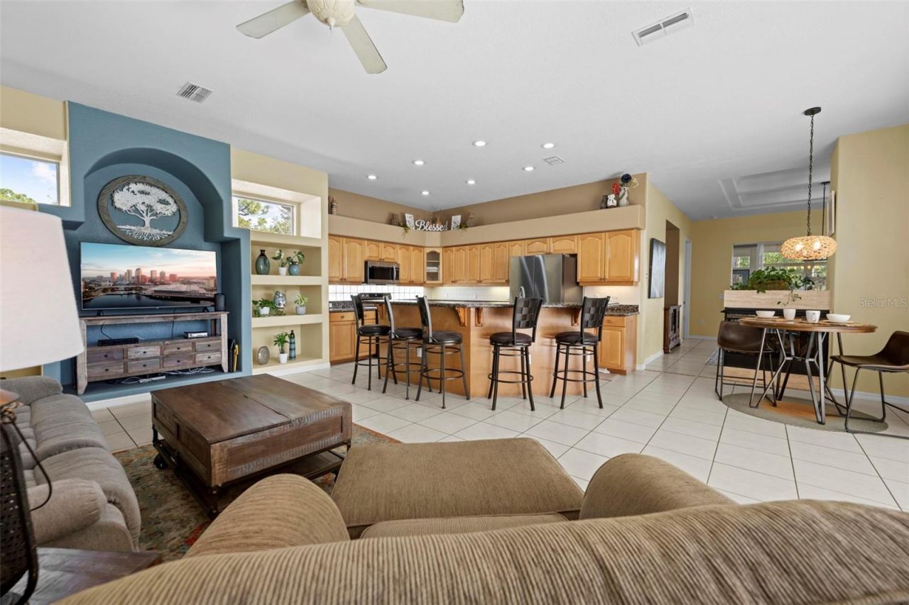 15198 Surrey Bend, Spring Hill, FL 34609 Photo