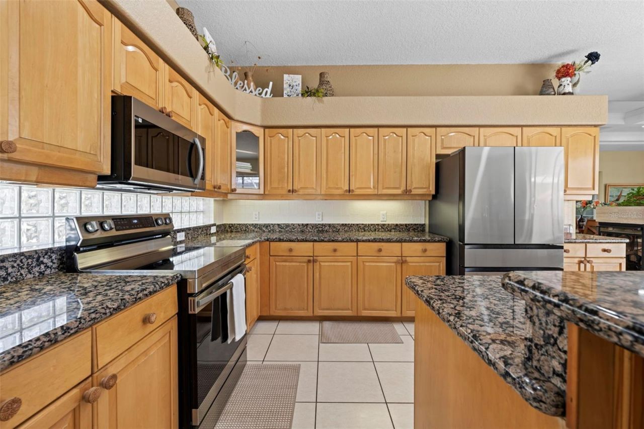 15198 Surrey Bend, Spring Hill, FL 34609 Photo