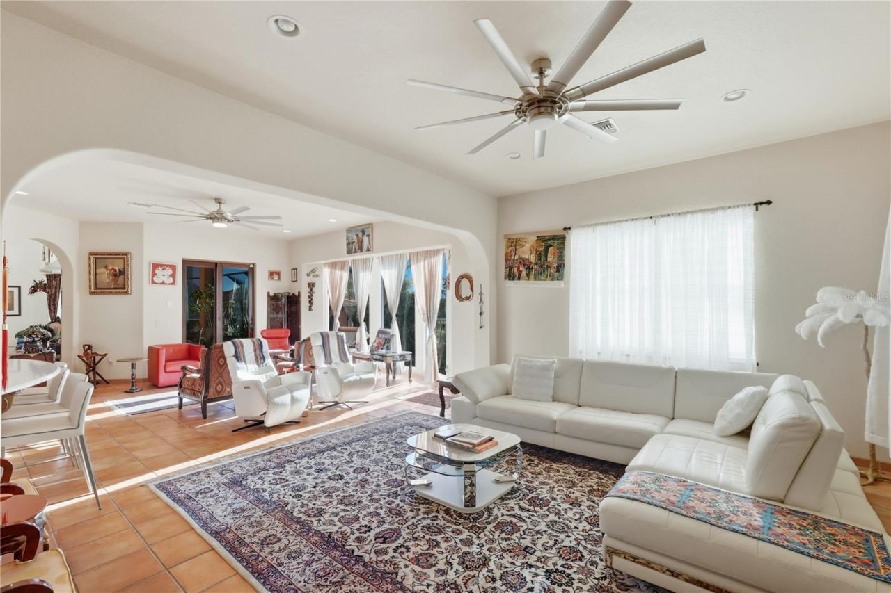 9017 Baywood Park Drive, Seminole, FL 33777 Photo