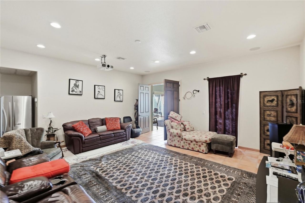 9017 Baywood Park Drive, Seminole, FL 33777 Photo