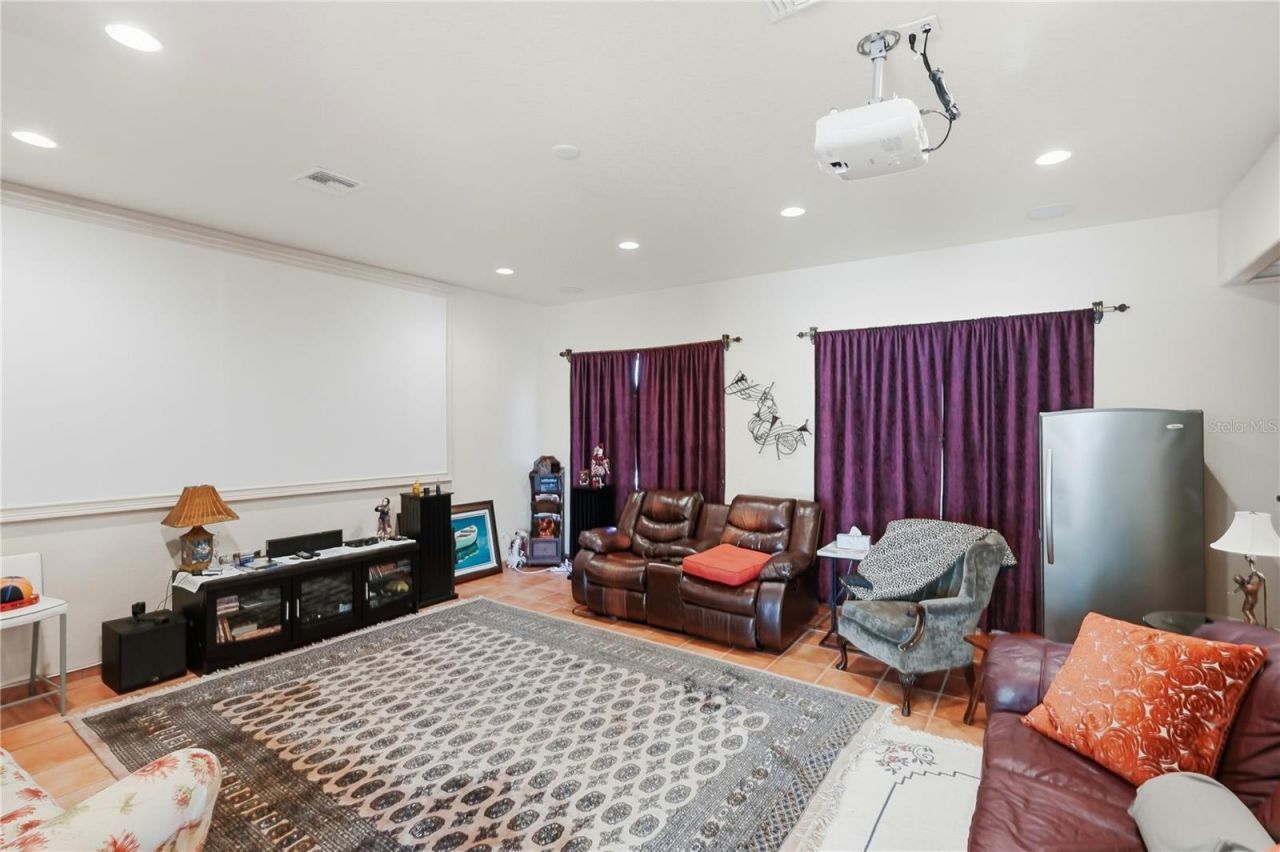 9017 Baywood Park Drive, Seminole, FL 33777 Photo