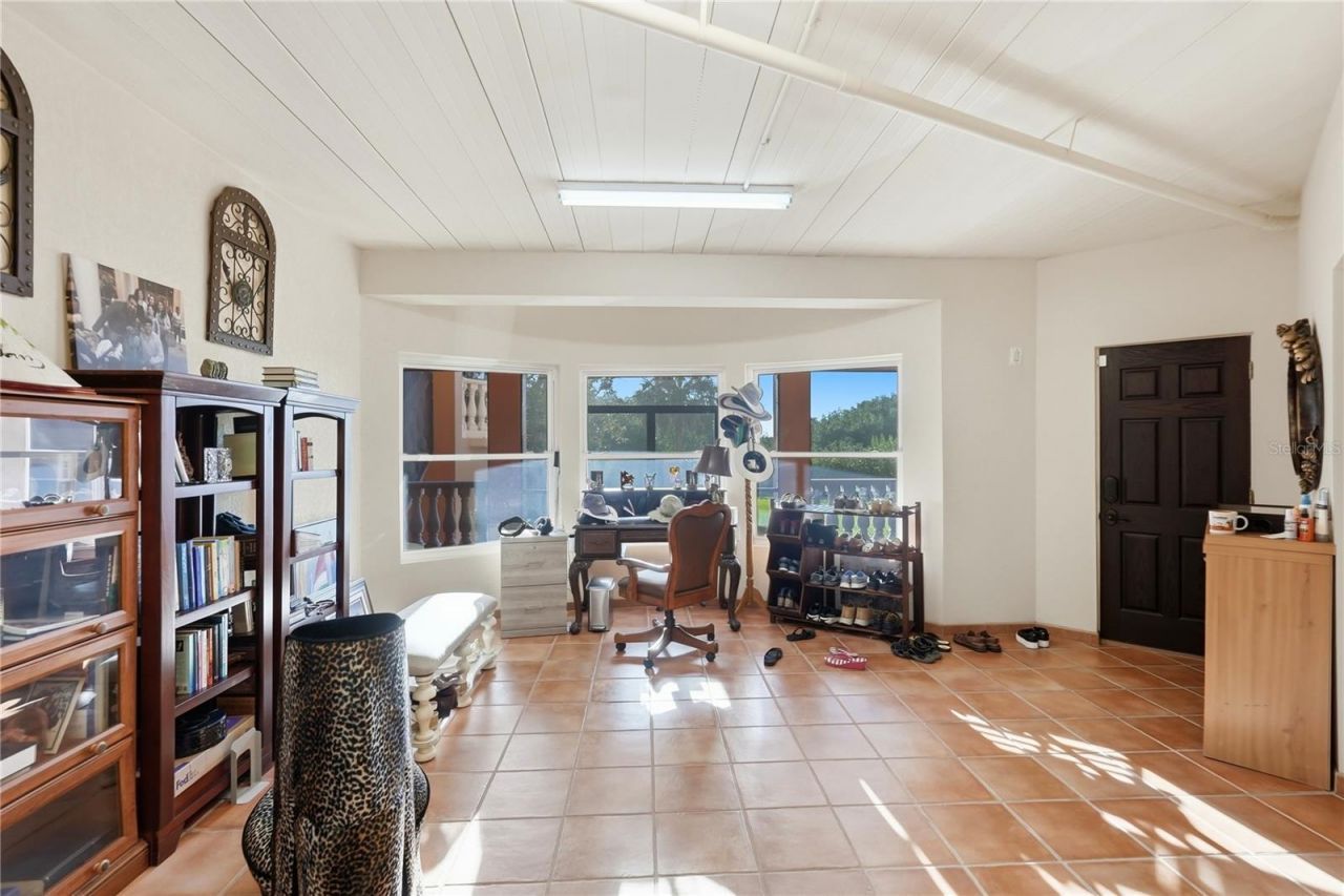 9017 Baywood Park Drive, Seminole, FL 33777 Photo