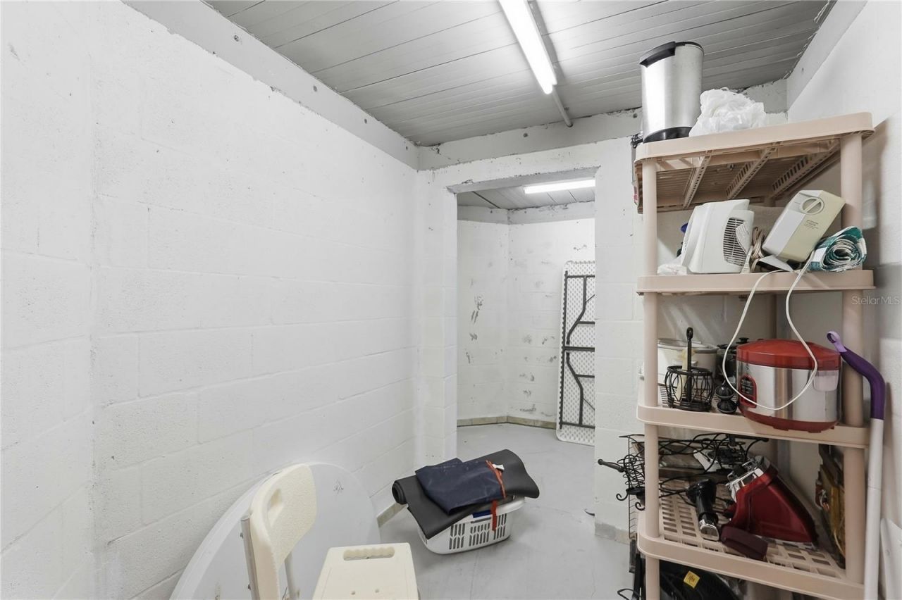 9017 Baywood Park Drive, Seminole, FL 33777 Photo