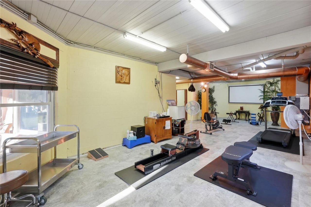 9017 Baywood Park Drive, Seminole, FL 33777 Photo