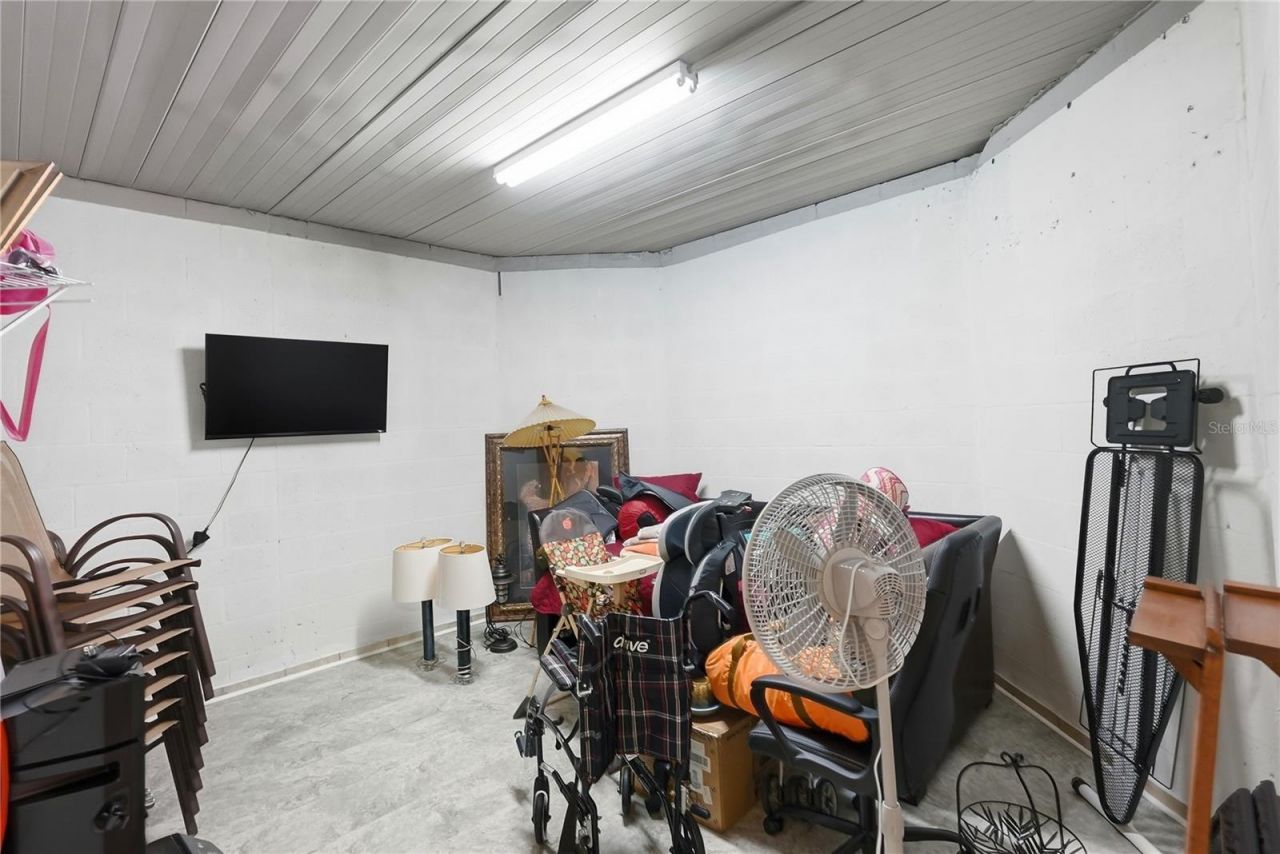 9017 Baywood Park Drive, Seminole, FL 33777 Photo