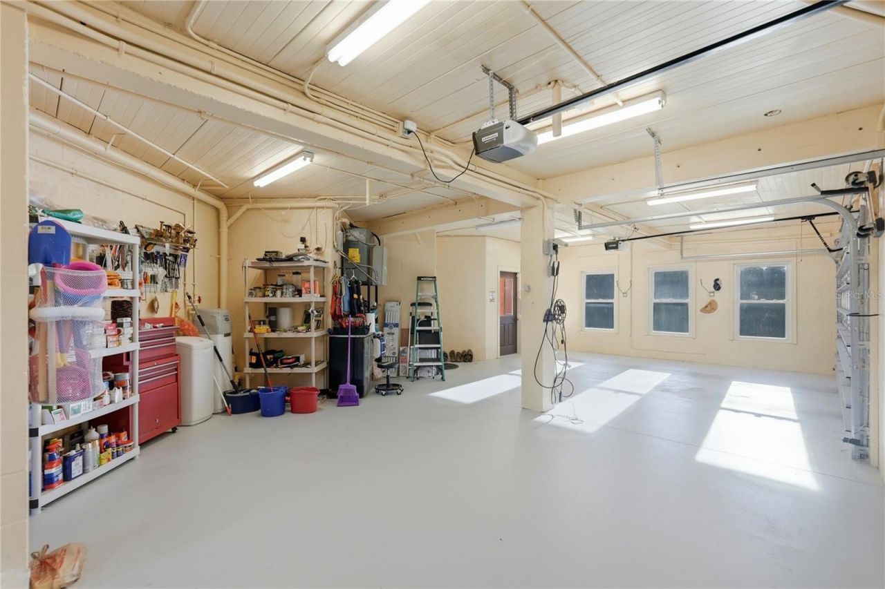 9017 Baywood Park Drive, Seminole, FL 33777 Photo