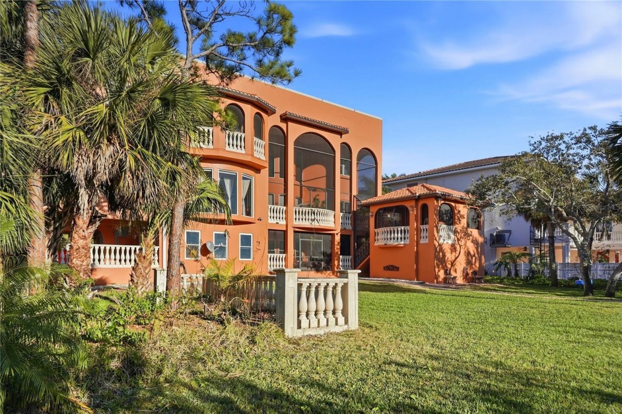 9017 Baywood Park Drive, Seminole, FL 33777 Photo