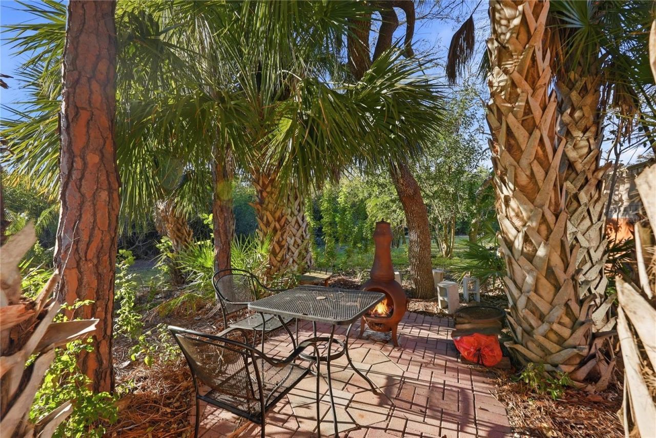 9017 Baywood Park Drive, Seminole, FL 33777 Photo