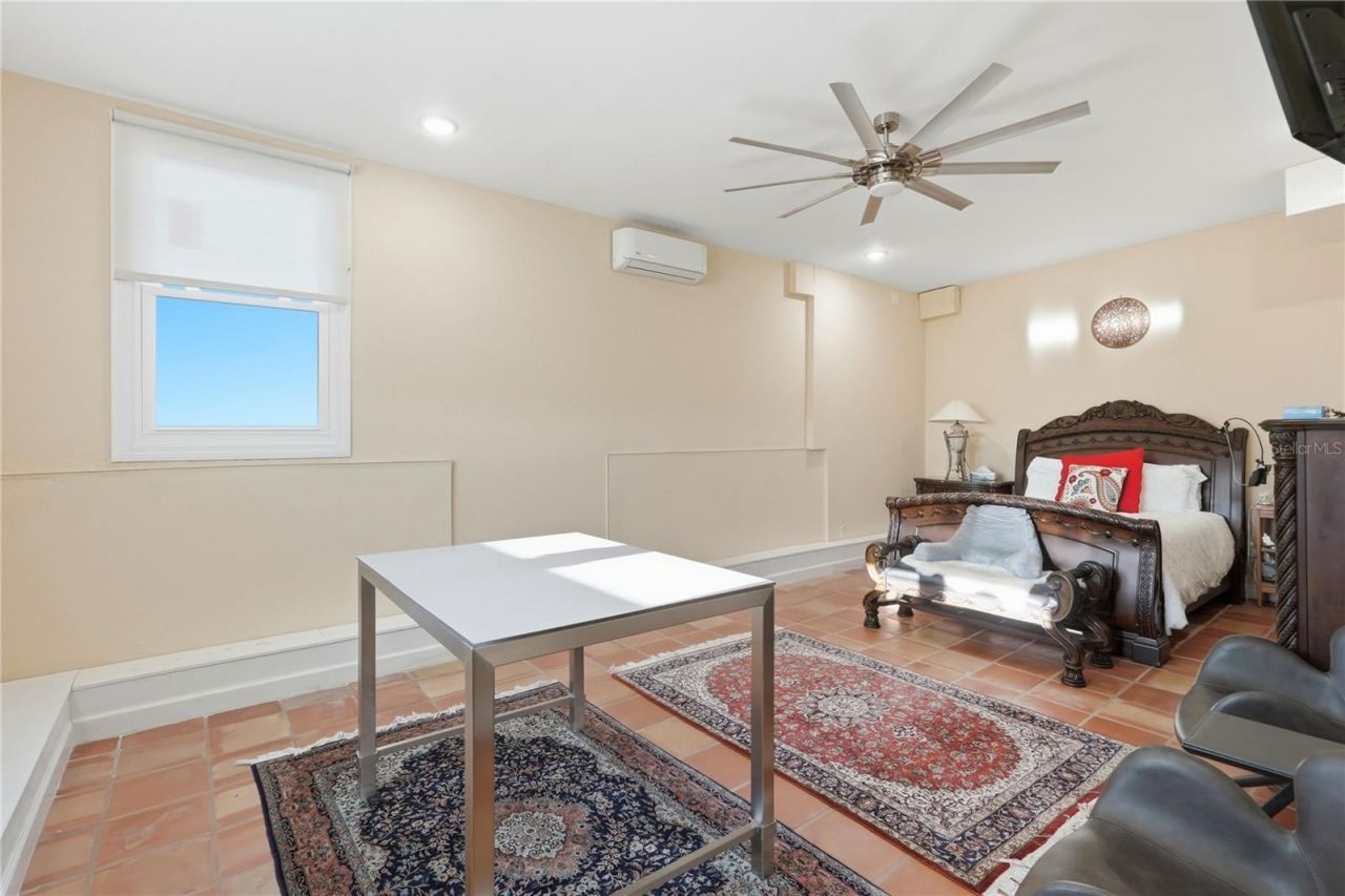 9017 Baywood Park Drive, Seminole, FL 33777 Photo