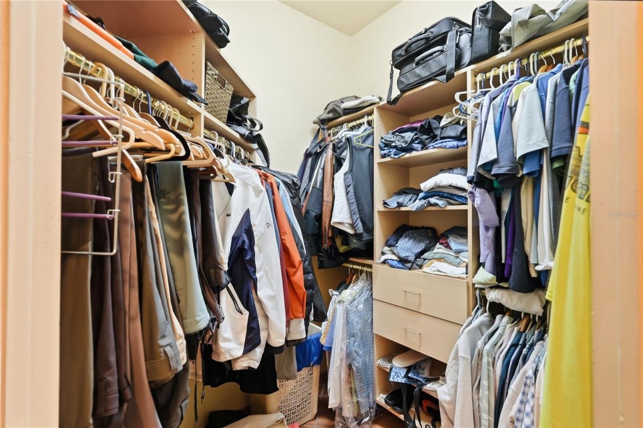 9017 Baywood Park Drive, Seminole, FL 33777 Photo