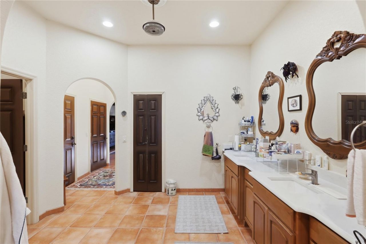 9017 Baywood Park Drive, Seminole, FL 33777 Photo