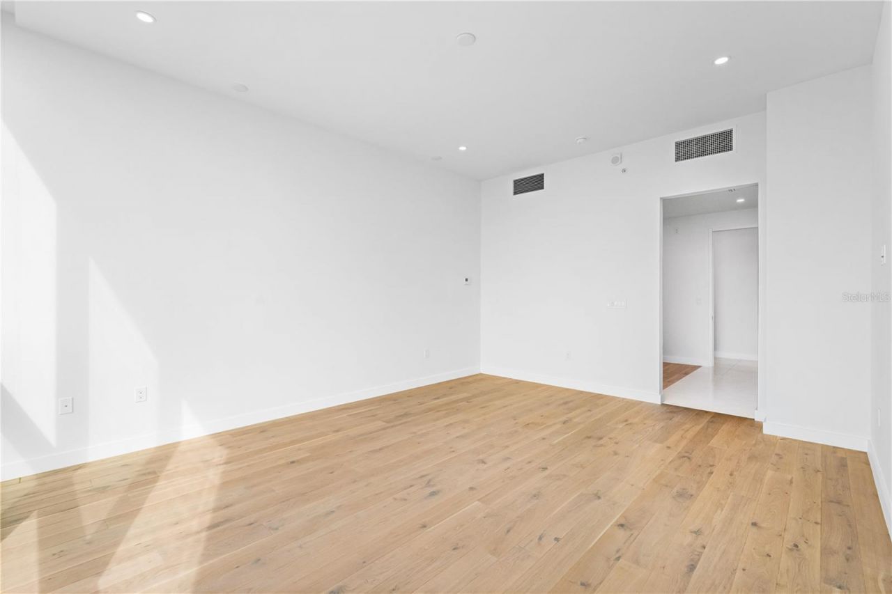 111 Golden Gate Point, Unit 701PH, Sarasota, FL 34236 Photo