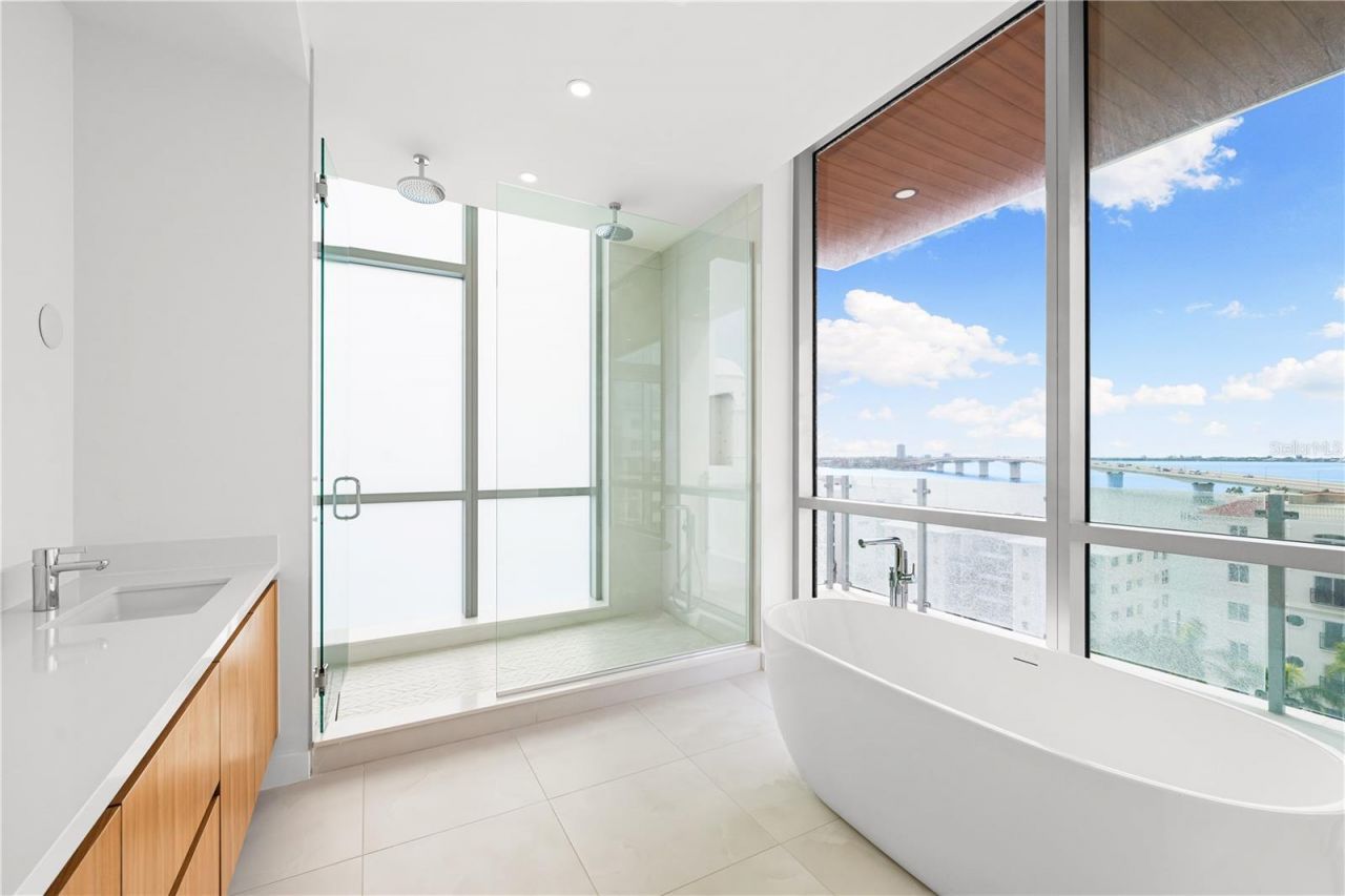 111 Golden Gate Point, Unit 701PH, Sarasota, FL 34236 Photo