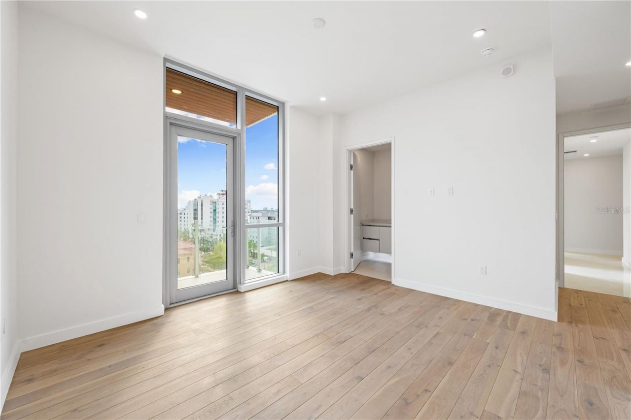 111 Golden Gate Point, Unit 701PH, Sarasota, FL 34236 Photo