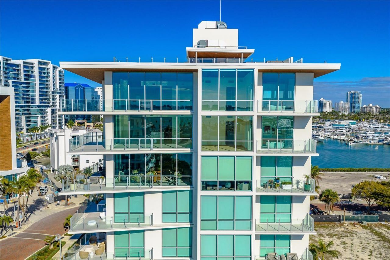 111 Golden Gate, Unit 701, Sarasota, FL 34236 Photo