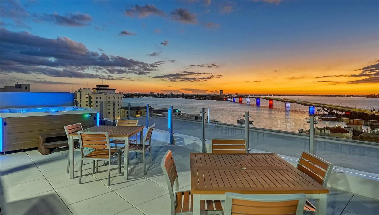 111 Golden Gate Point, Unit 701PH, Sarasota, FL 34236 Photo