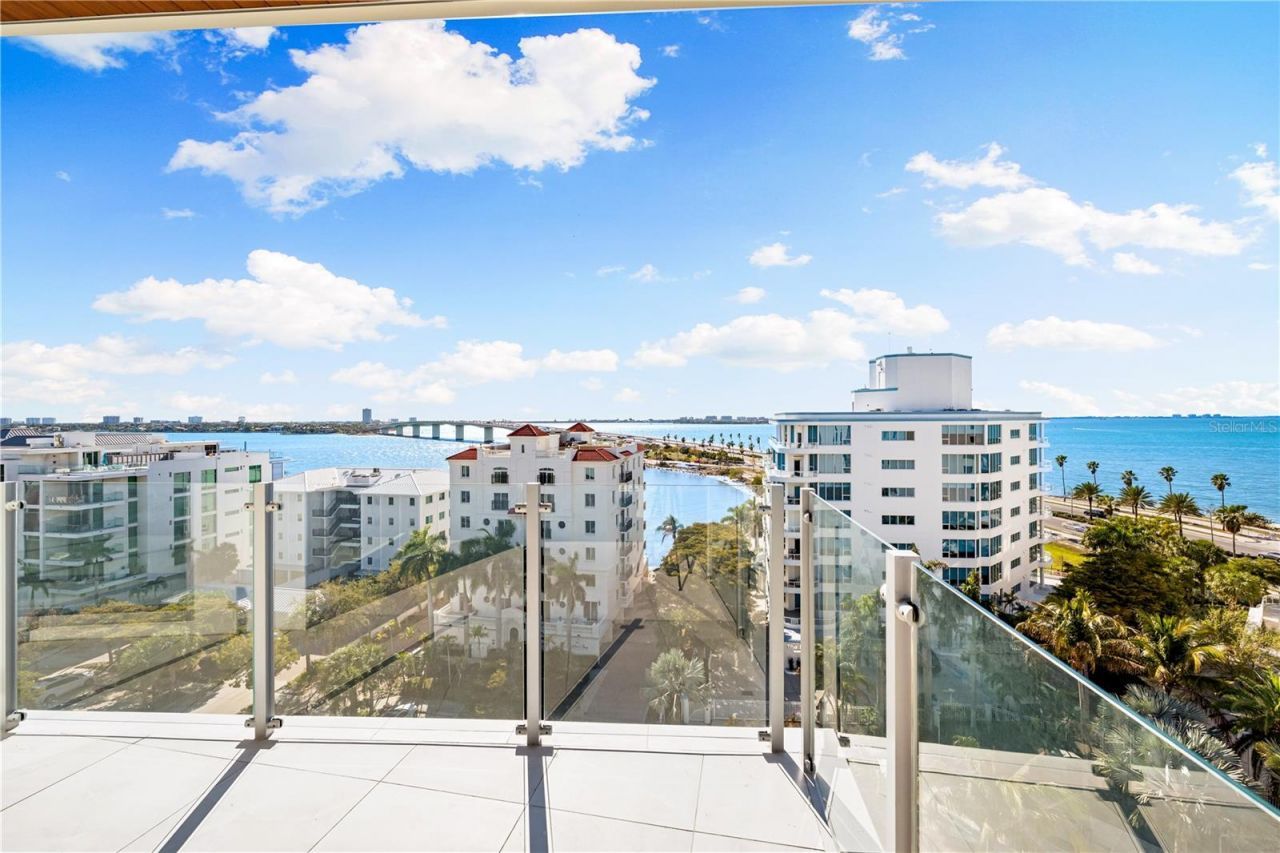 111 Golden Gate, Unit 701, Sarasota, FL 34236 Photo