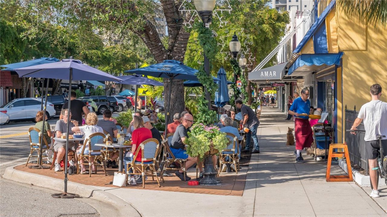 111 Golden Gate Point, Unit 701PH, Sarasota, FL 34236 Photo