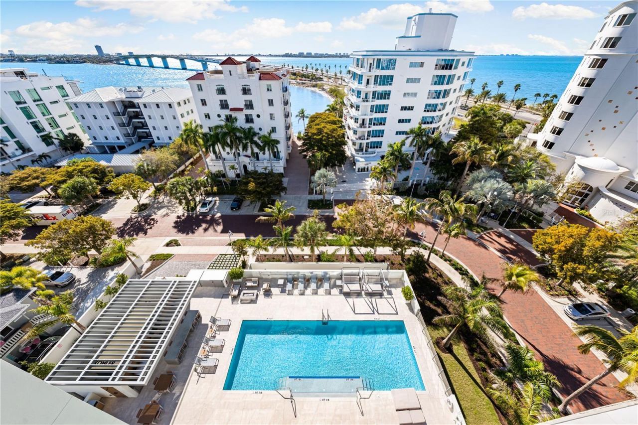 111 Golden Gate, Unit 701, Sarasota, FL 34236 Photo