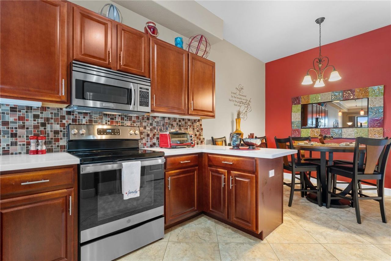 3334 Purple Martin Drive, Unit 215, Punta Gorda, FL 33950 Photo