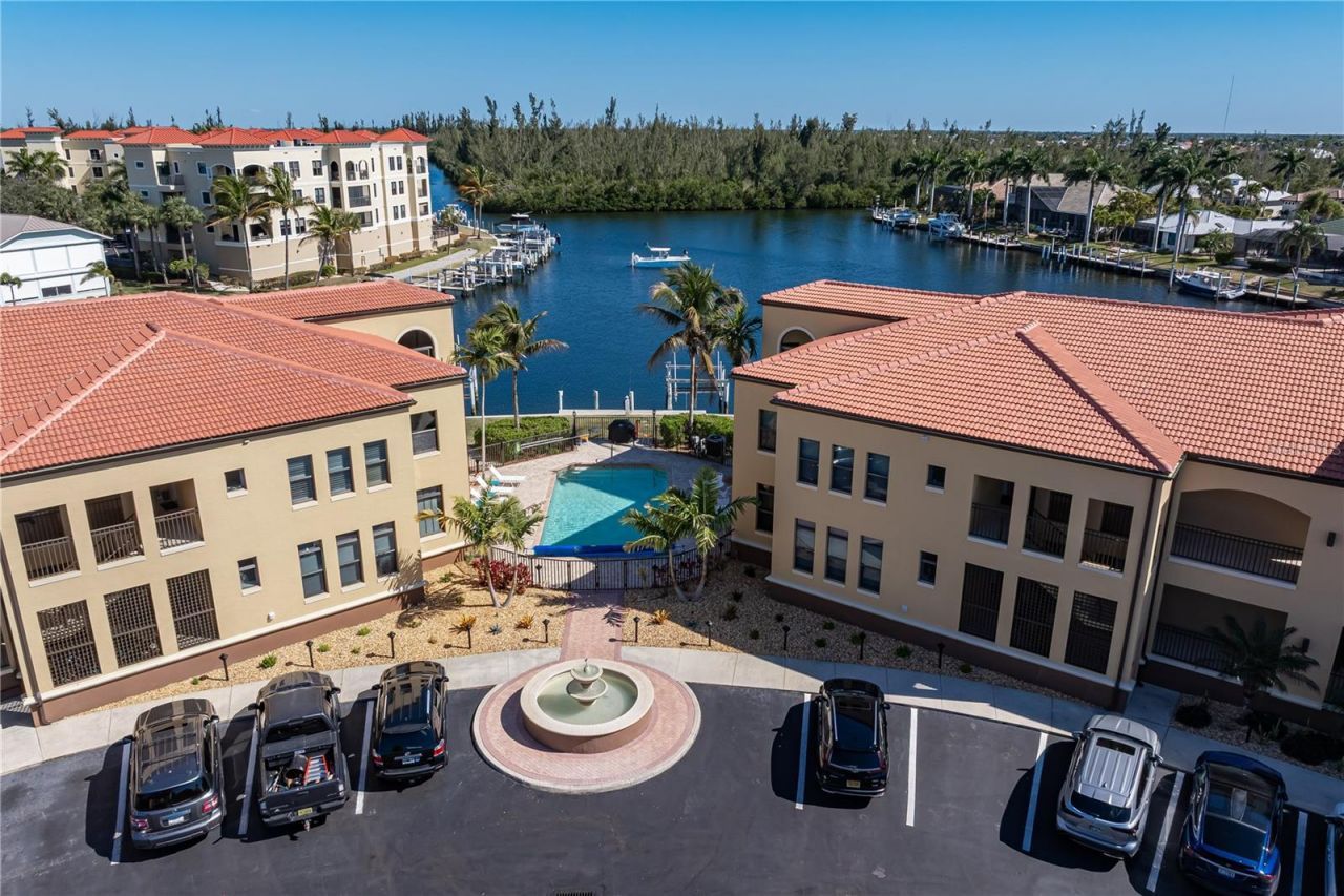 3334 Purple Martin Drive, Unit 215, Punta Gorda, FL 33950 Photo