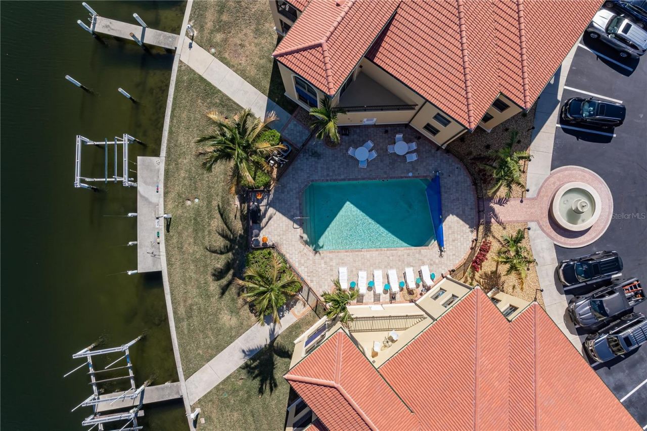 3334 Purple Martin Drive, Unit 215, Punta Gorda, FL 33950 Photo