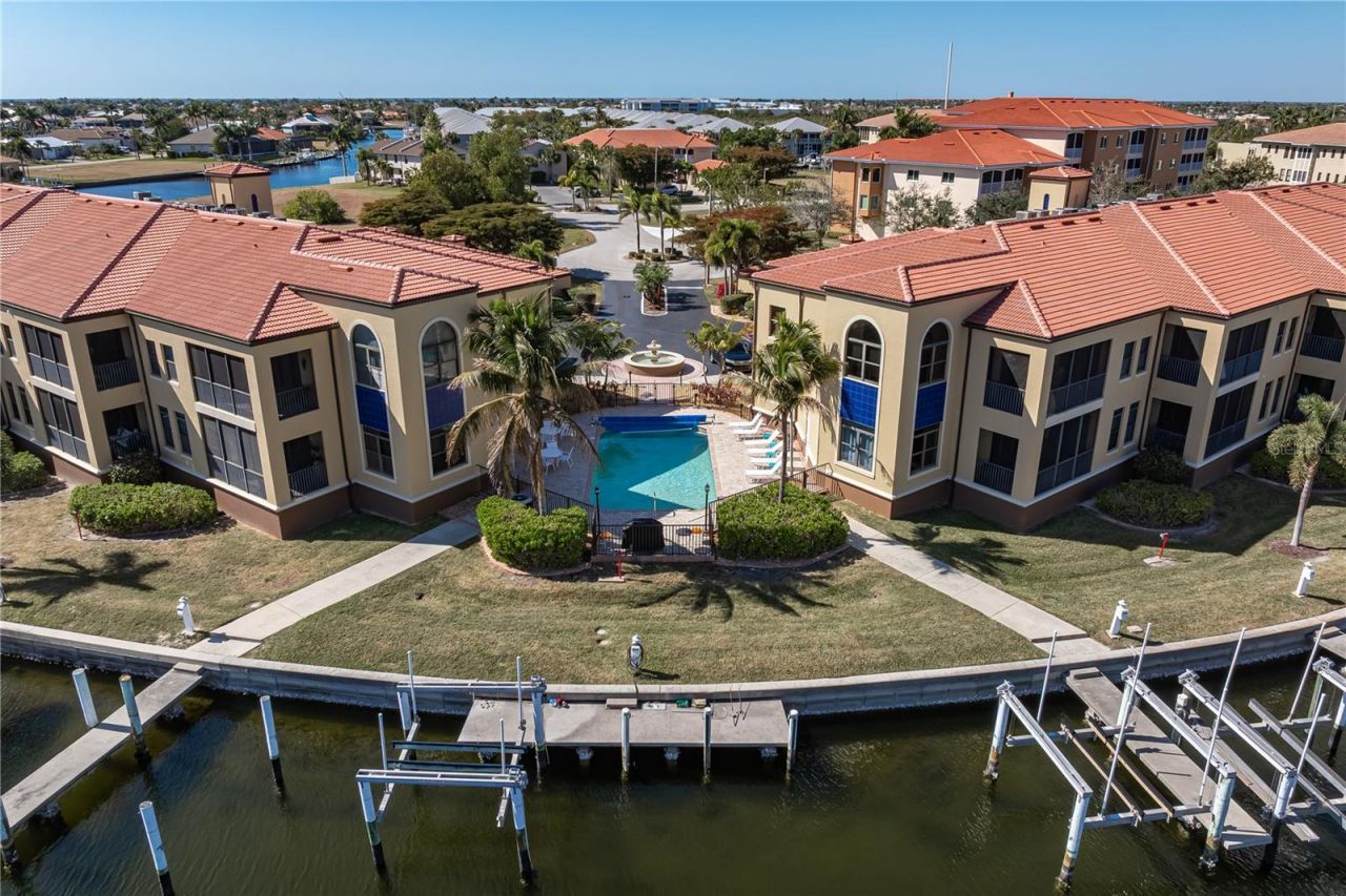 3334 Purple Martin Drive, Unit 215, Punta Gorda, FL 33950 Photo