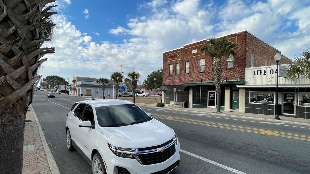 111 W Howard Street, Live Oak, FL 32060 Photo