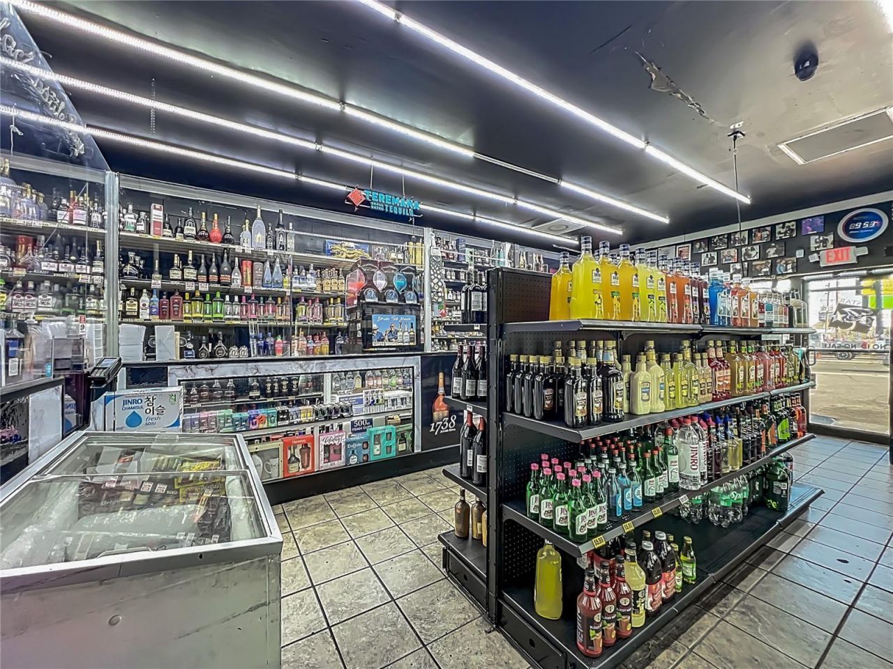 4898 Edgewater Drive, Orlando, FL 32804 Photo