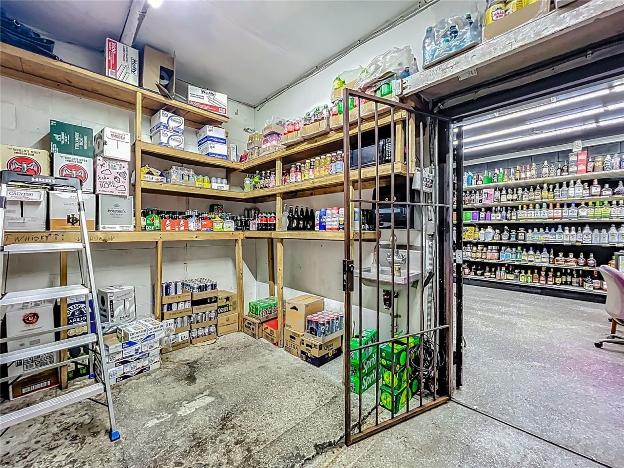 4898 Edgewater Drive, Orlando, FL 32804 Photo