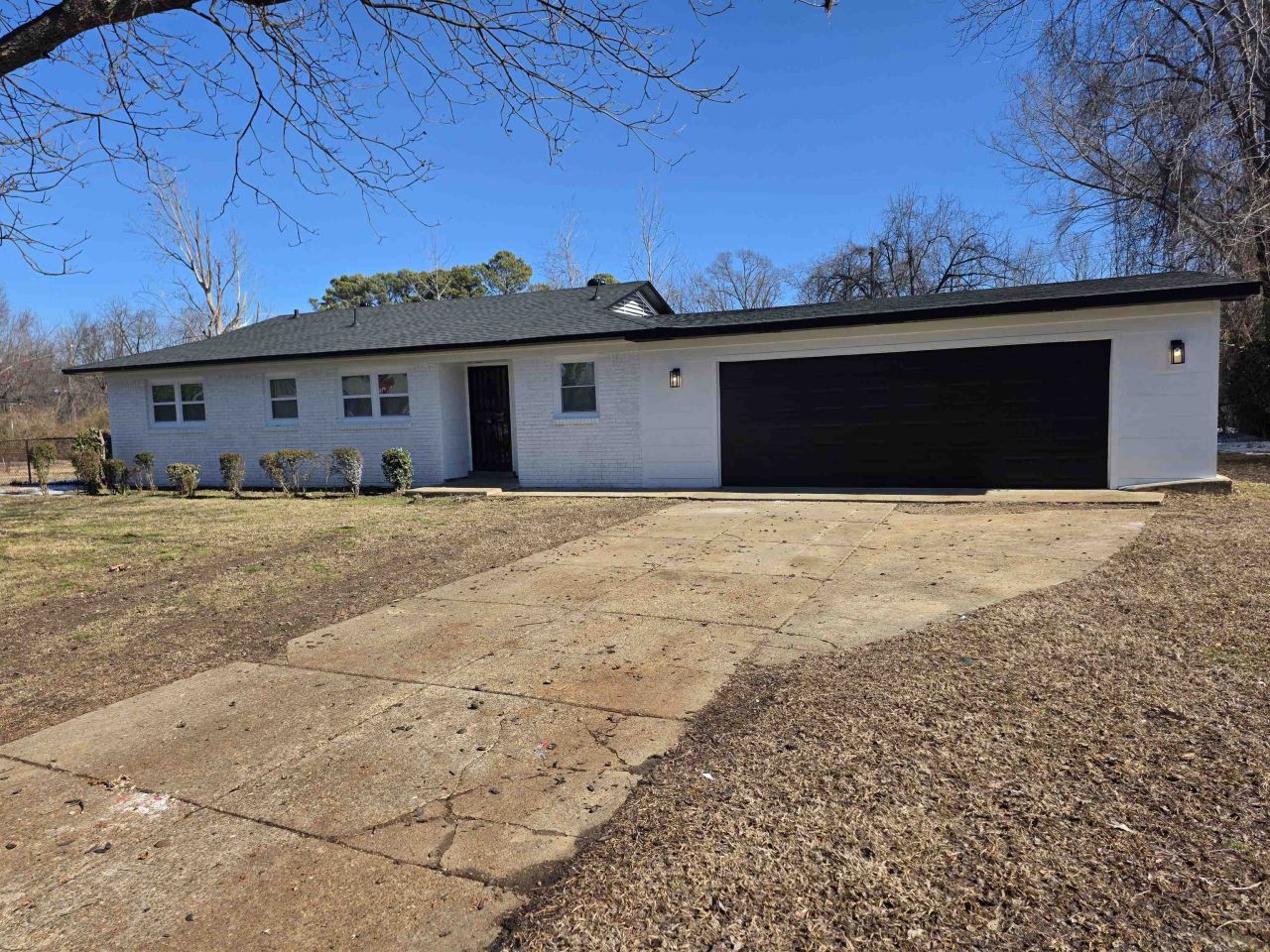 5026 Frankie Ln, Memphis, TN 38109 Main Photo