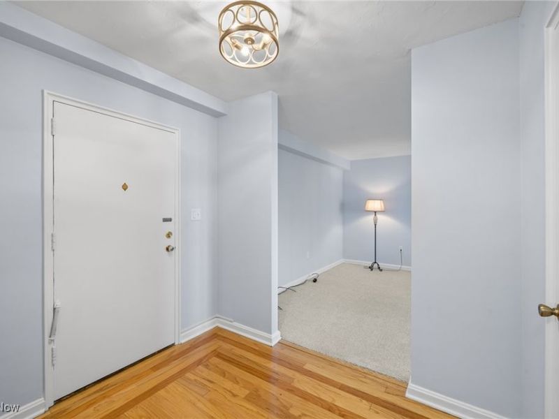 11820 Edgewater Drive, Unit 415, Lakewood, OH 44107 Photo 10