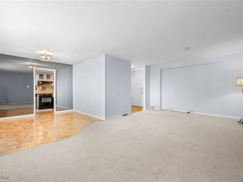 11820 Edgewater Drive, Unit 415, Lakewood, OH 44107 Photo 13