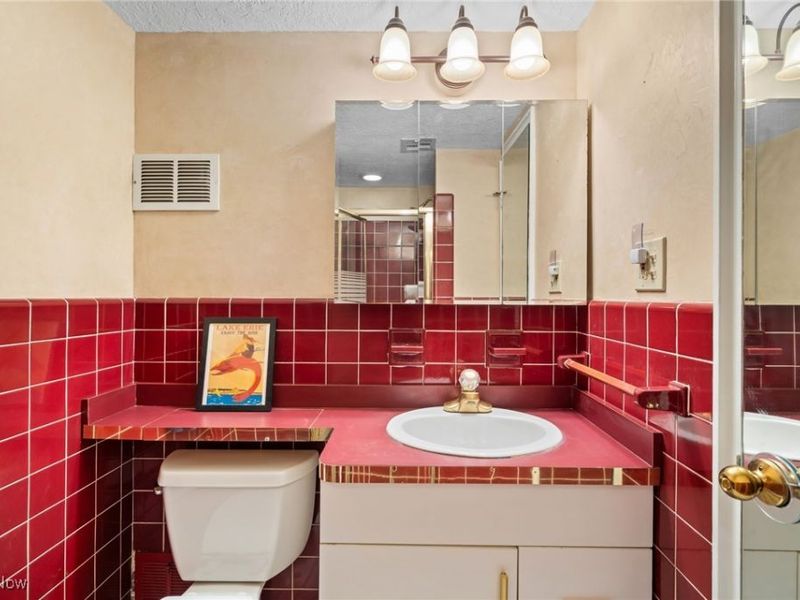 11820 Edgewater Drive, Unit 415, Lakewood, OH 44107 Photo 25