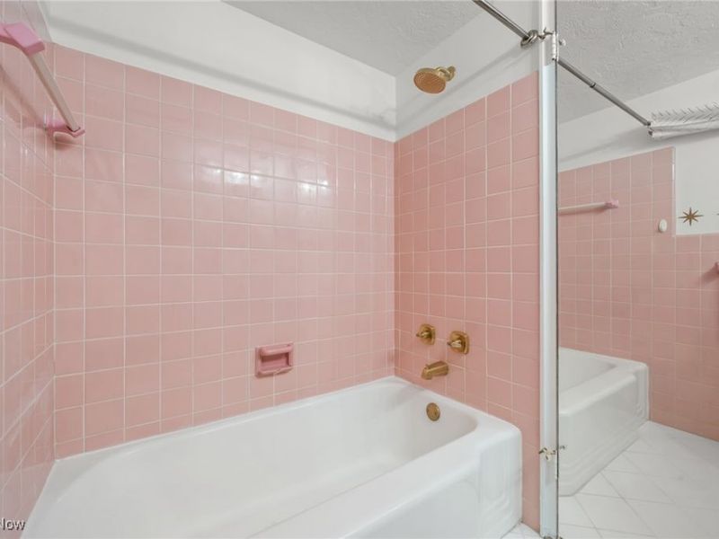 11820 Edgewater Drive, Unit 415, Lakewood, OH 44107 Photo 29