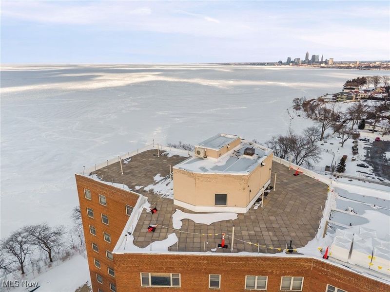 11820 Edgewater Drive, Unit 415, Lakewood, OH 44107 Photo 35