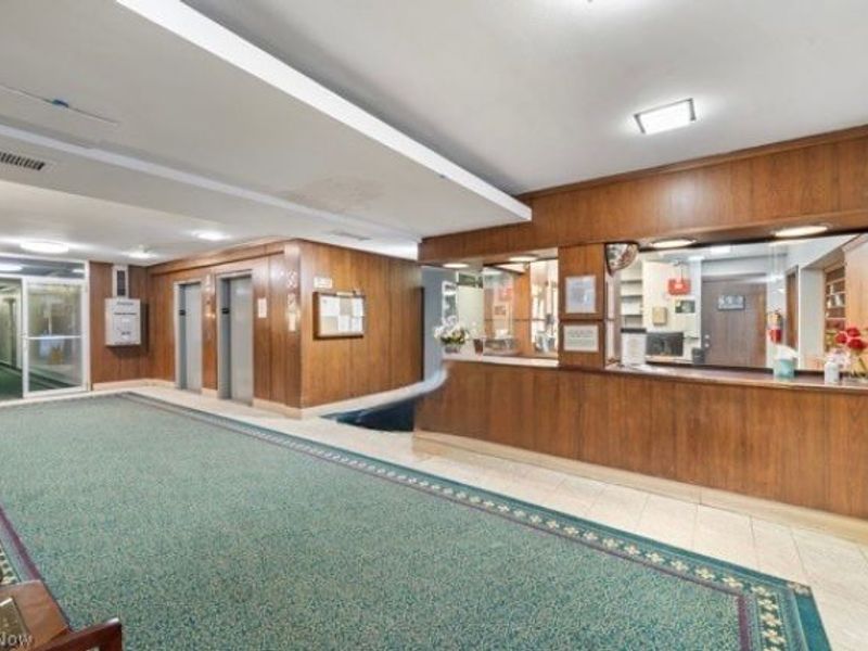 11820 Edgewater Drive, Unit 415, Lakewood, OH 44107 Photo 5