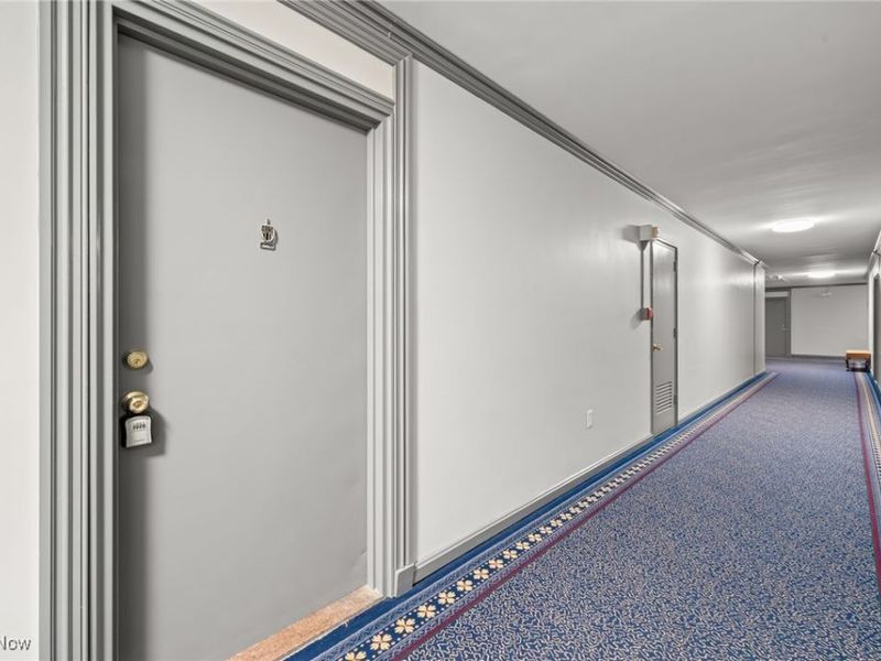 11820 Edgewater Drive, Unit 415, Lakewood, OH 44107 Photo 9