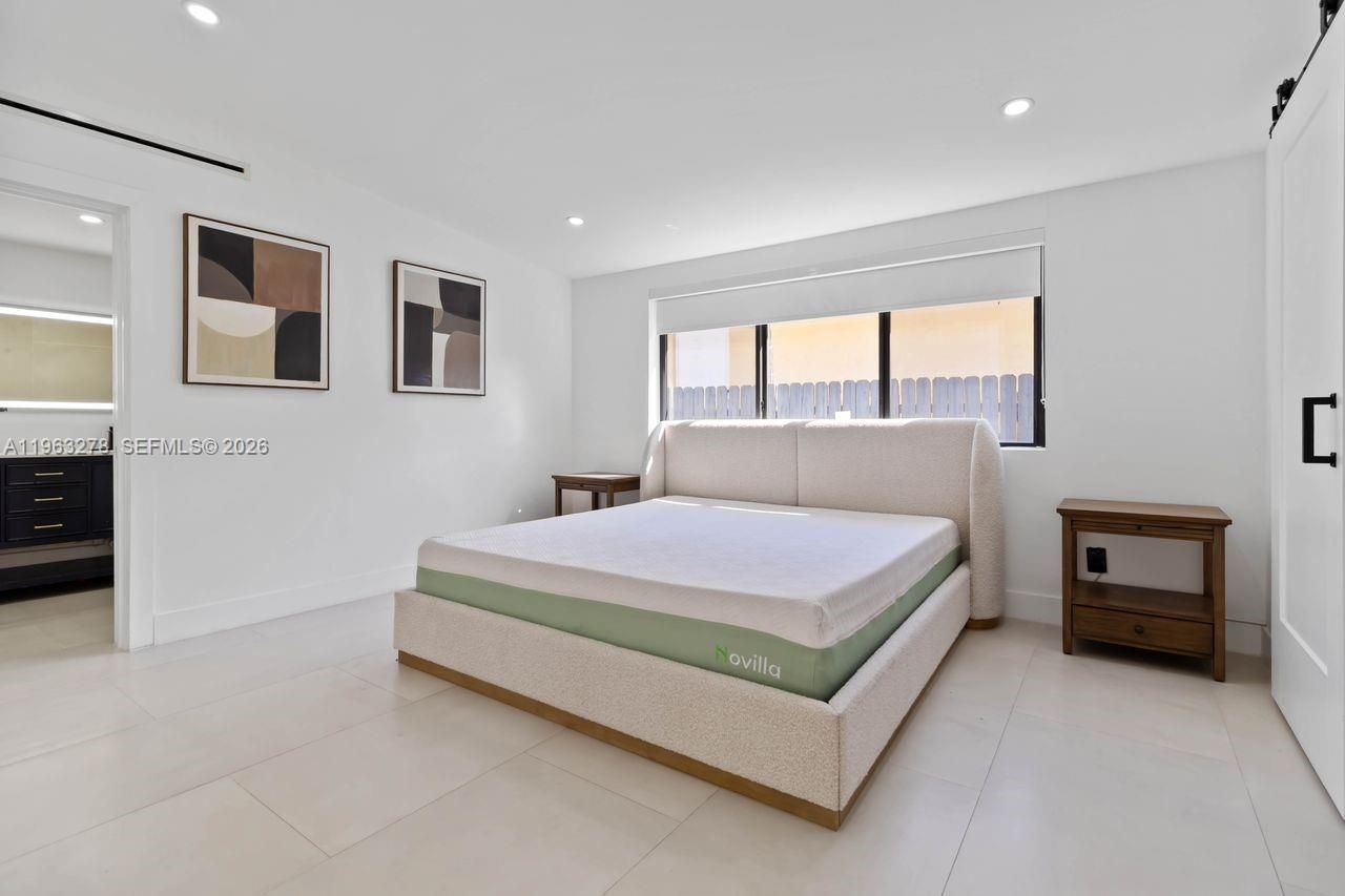 221 NE 4th St, Hallandale Beach, FL 33009 Photo