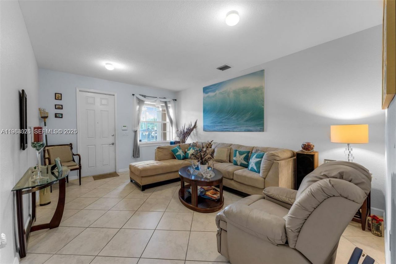 12979 SW 133rd St, Miami, FL 33186 Photo