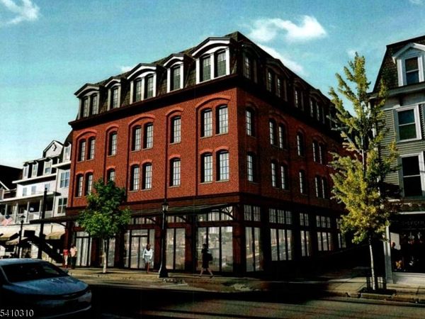 132 Spring St, Newton, NJ 07860